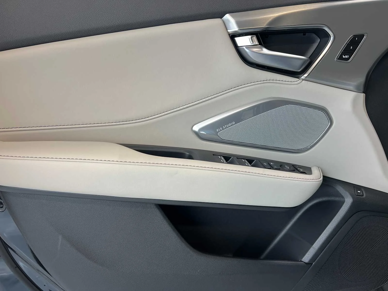 New 2026 Majestic Black Pearl Acura w/Technology Package image 16