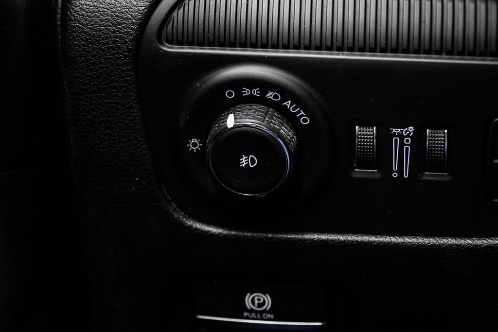Used 2024 Black Jeep Series II image 32