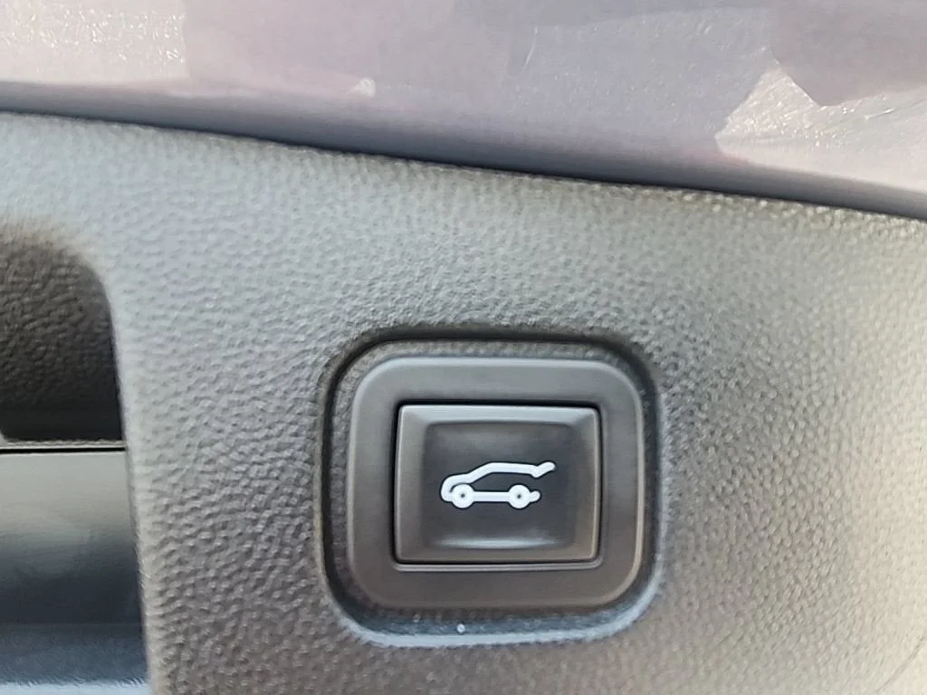 Used 2025 Gray Chevrolet LT image 12