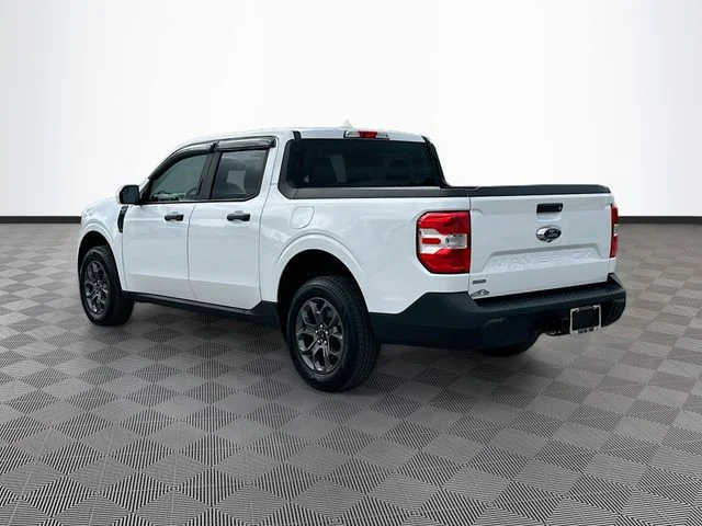 Used 2023 White Ford XLT image 7