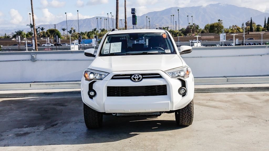 Used 2024 Ice Toyota SR5 image 3