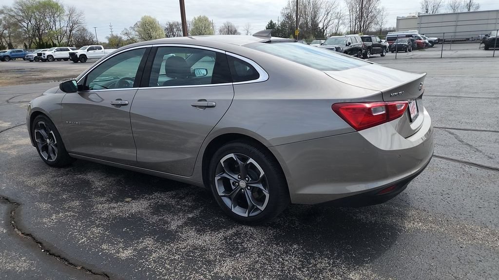 Used 2024 Mineral Gray Metallic Chevrolet 1LT image 6