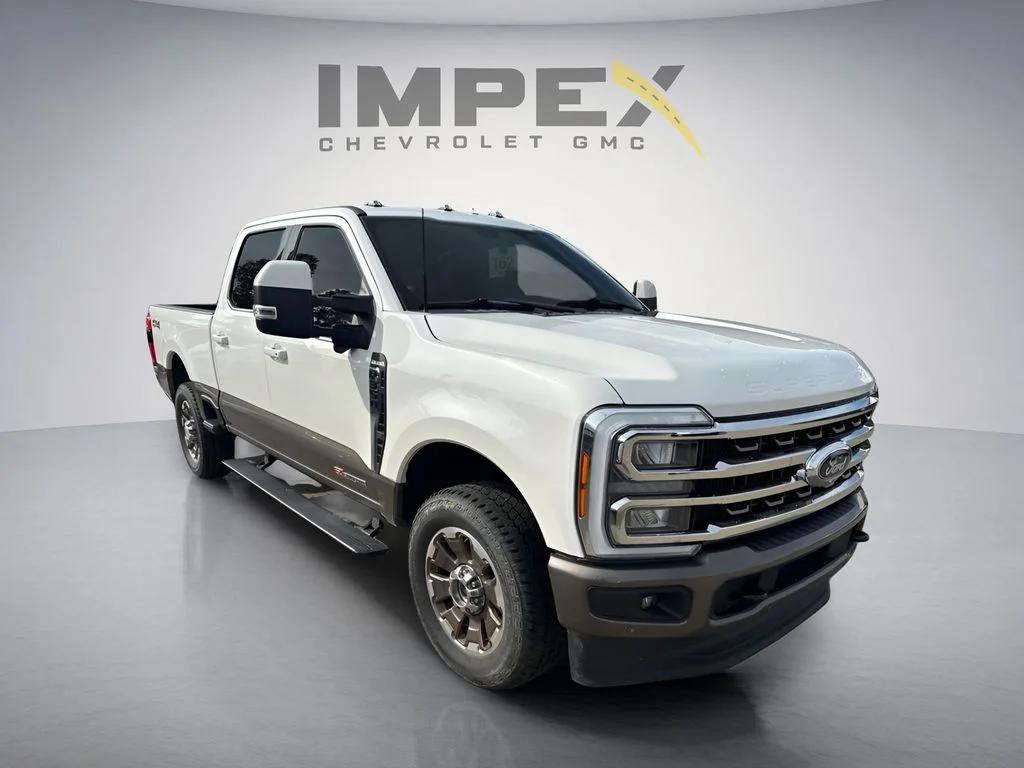 Used 2023  Ford King Ranch image 7