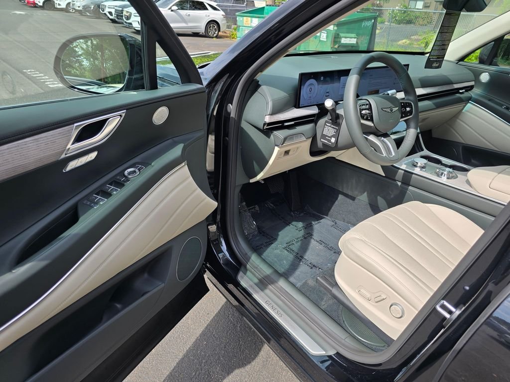 New 2026 Black Genesis 2.5T SELECT image 19