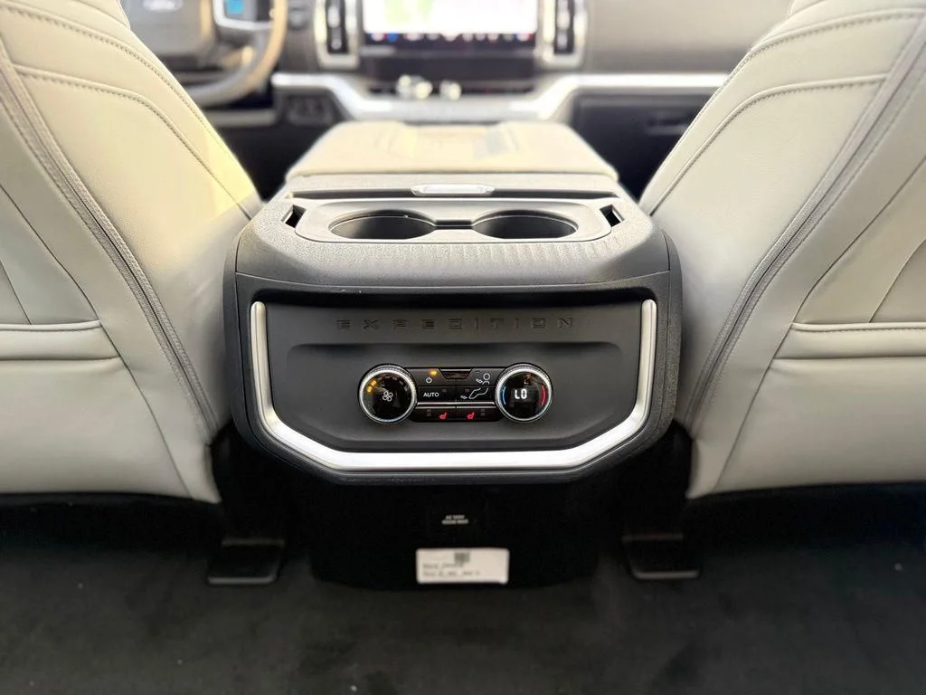 New 2027 Blue Ford Platinum image 32