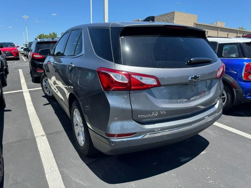 Used 2018 Satin Steel Metallic Chevrolet LT image 4