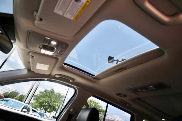 Used 2024 Midnight Kia SX image 6