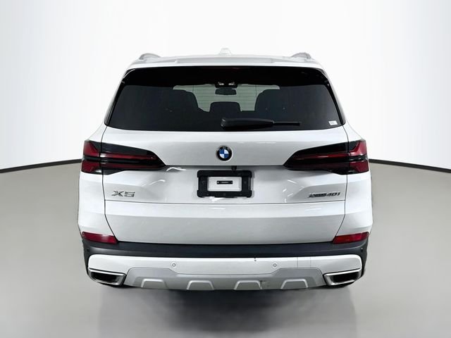 Used 2024 White Metallic BMW xDrive40i image 6