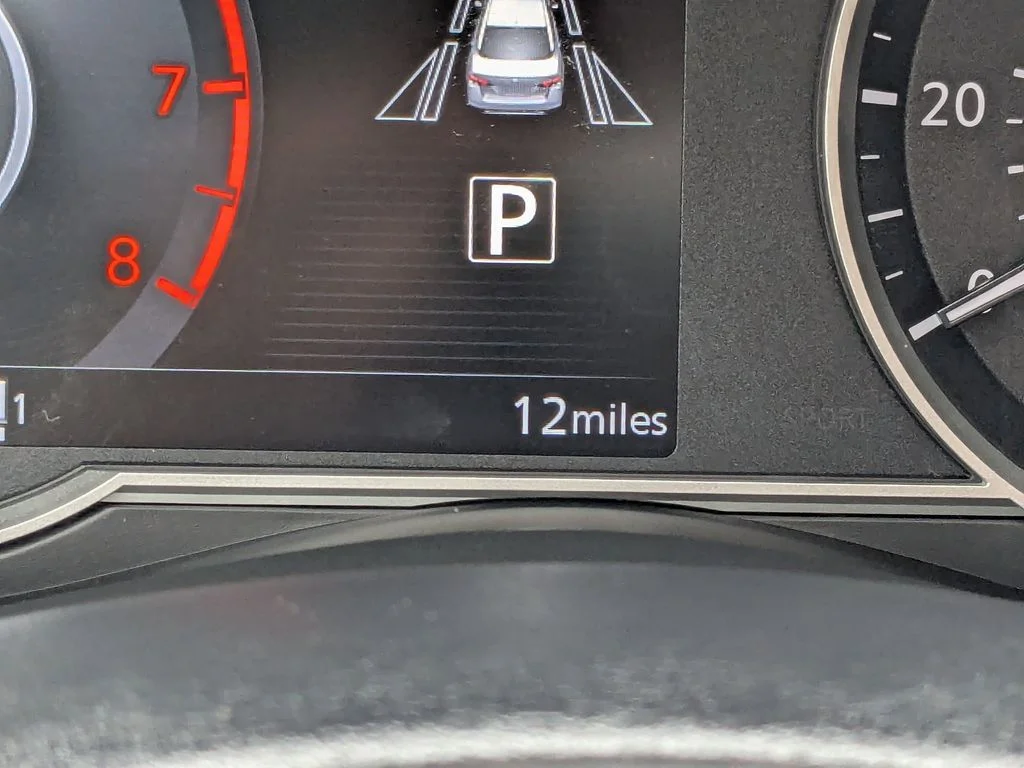 2025 Nissan Versa Sedan SV - Photo 29