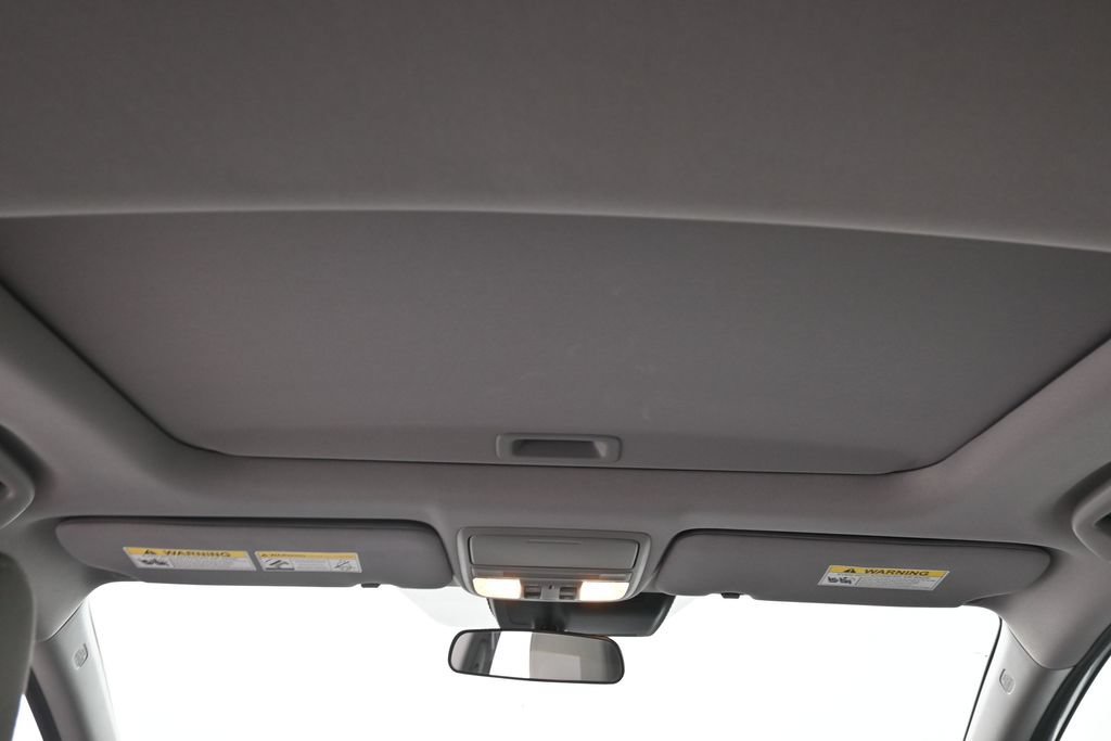 Used 2019 Lunar Silver Metallic Honda EX image 17