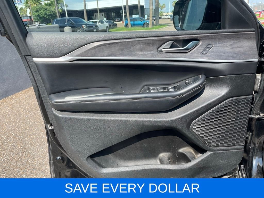 Used 2023 Black Jeep Limited image 13