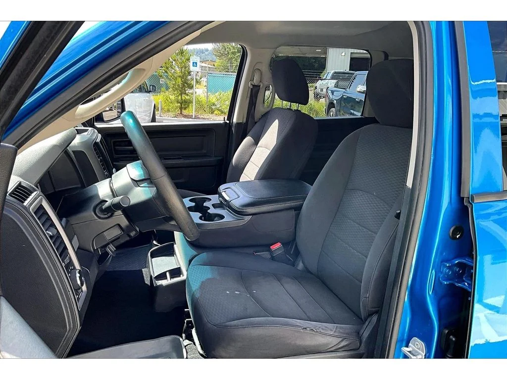 Used 2019 Blue Ram Express image 24