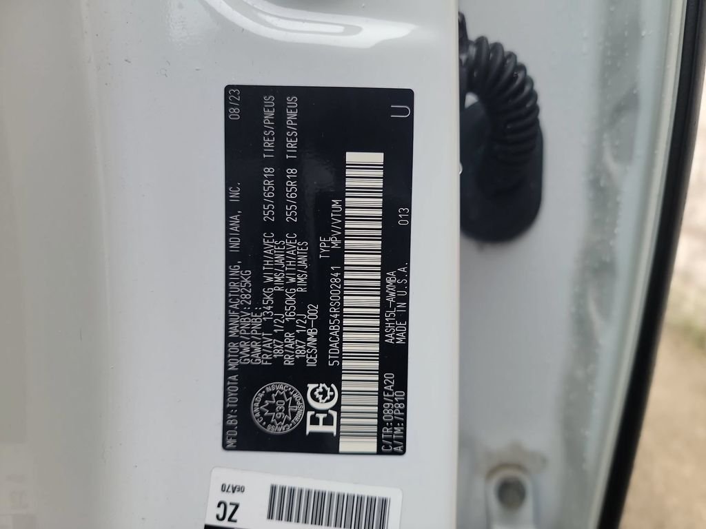 Used 2024  Toyota XLE image 16