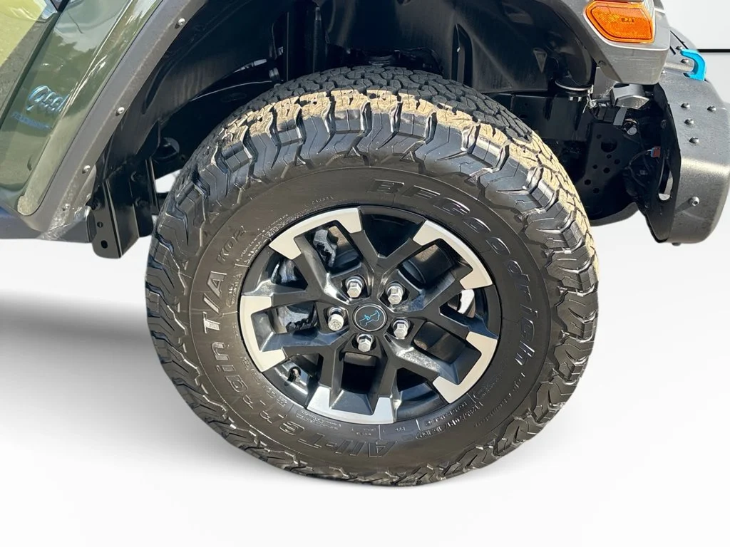 Certified Used 2024 Sarge Green Clearcoat Jeep Rubicon X 4xe image 12