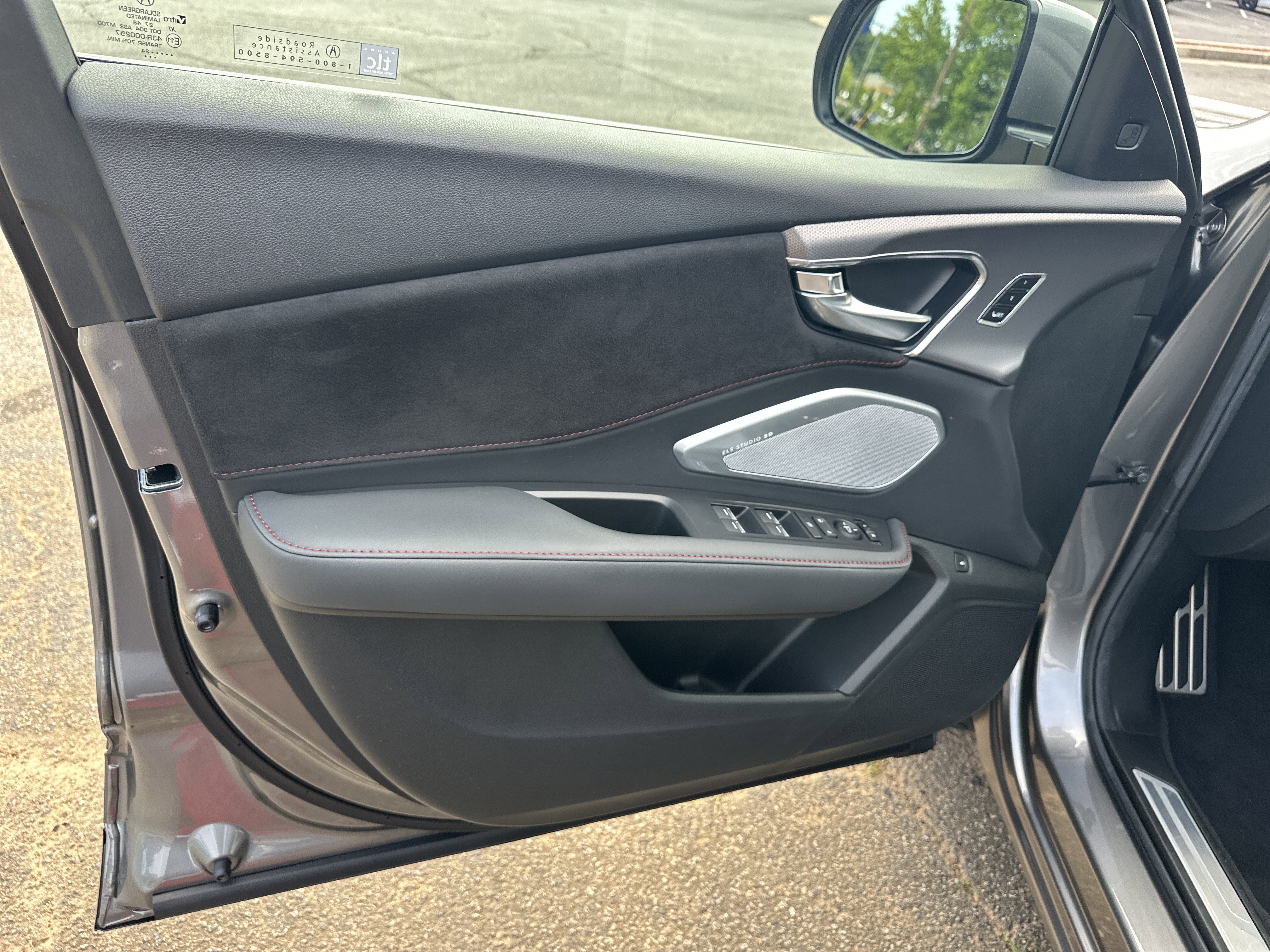Used 2024 Liquid Carbon Metallic Acura w/A-Spec Package image 10