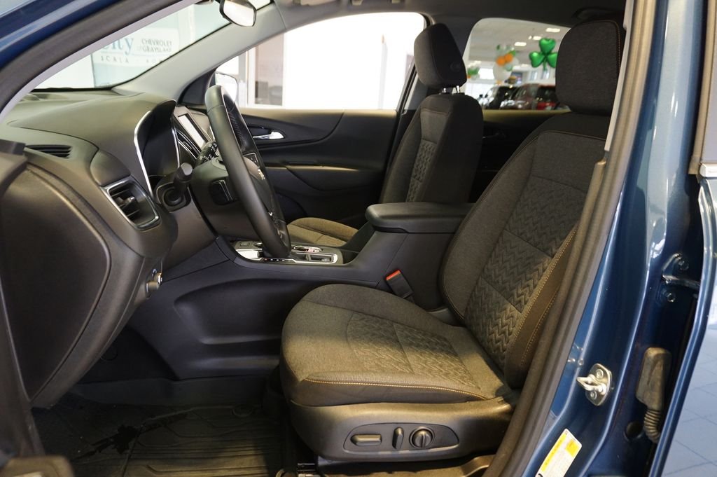 Used 2024 Blue Chevrolet LT image 9