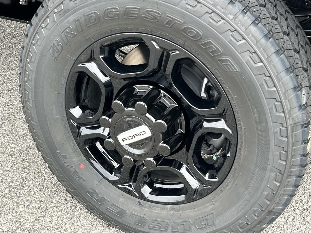 New 2026 Agate Black Metallic Ford F-250® XL image 13