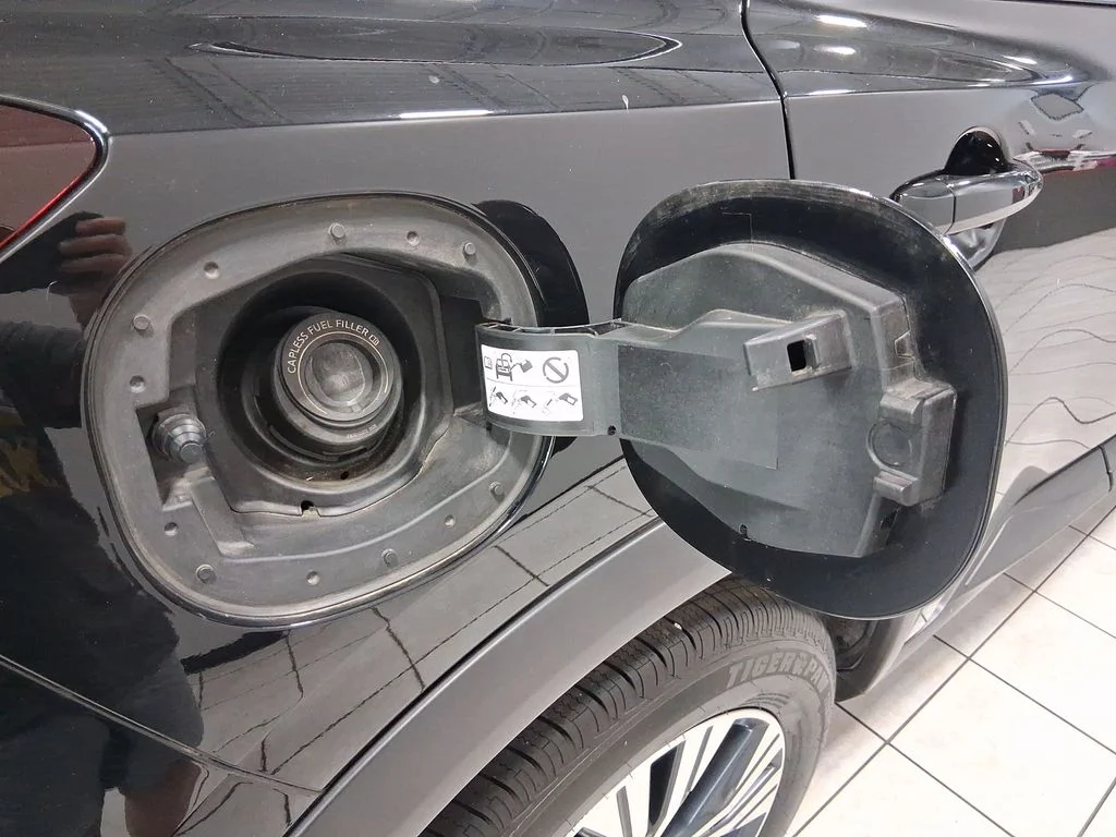 Used 2023 Black Nissan SV image 50
