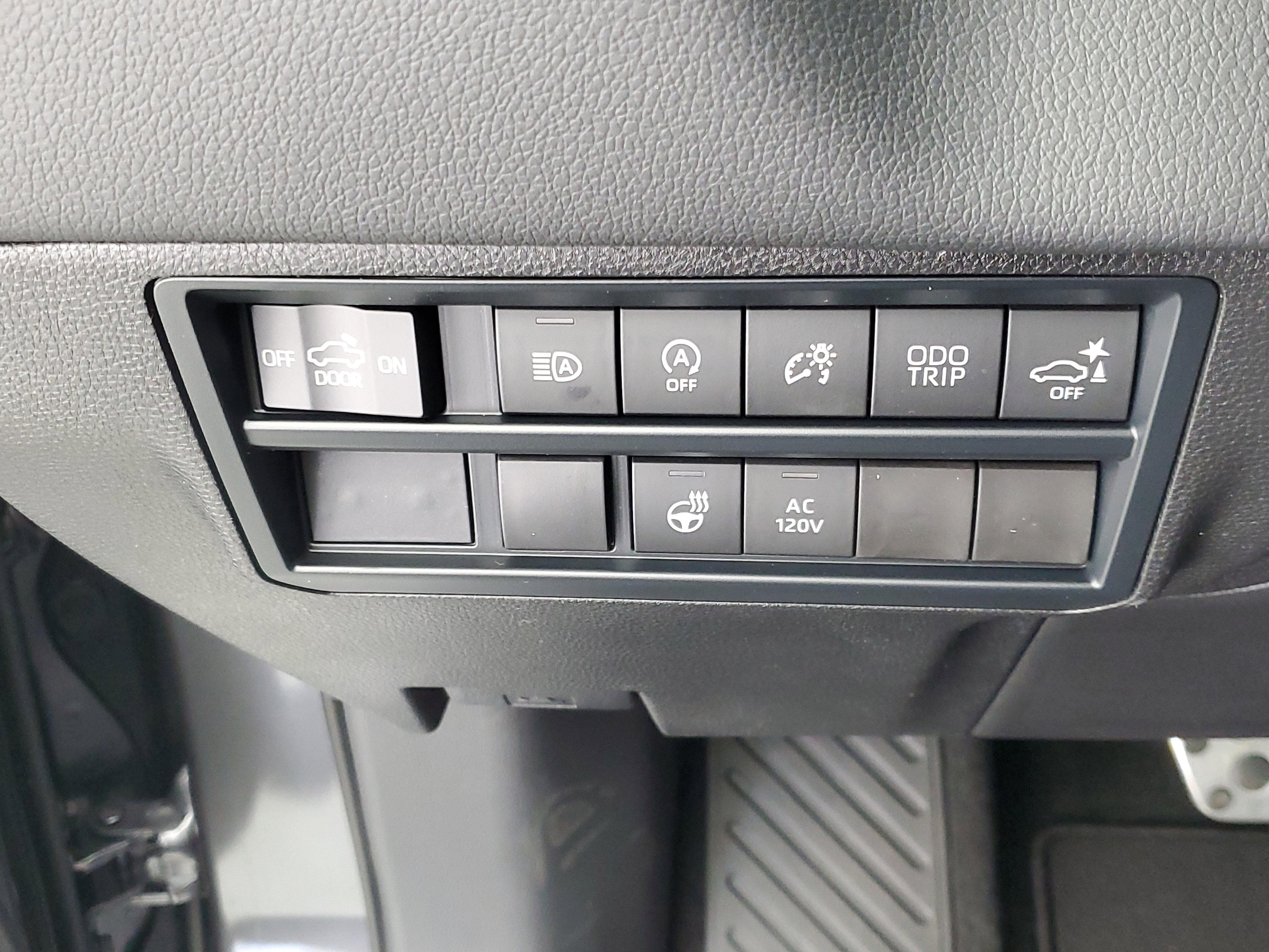 2026 Toyota Tundra Limited - Photo 32