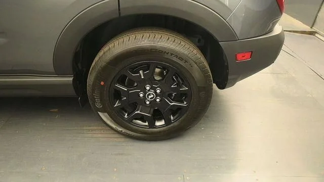 New 2026 Carbonized Gray Metallic Ford Big Bend® image 9
