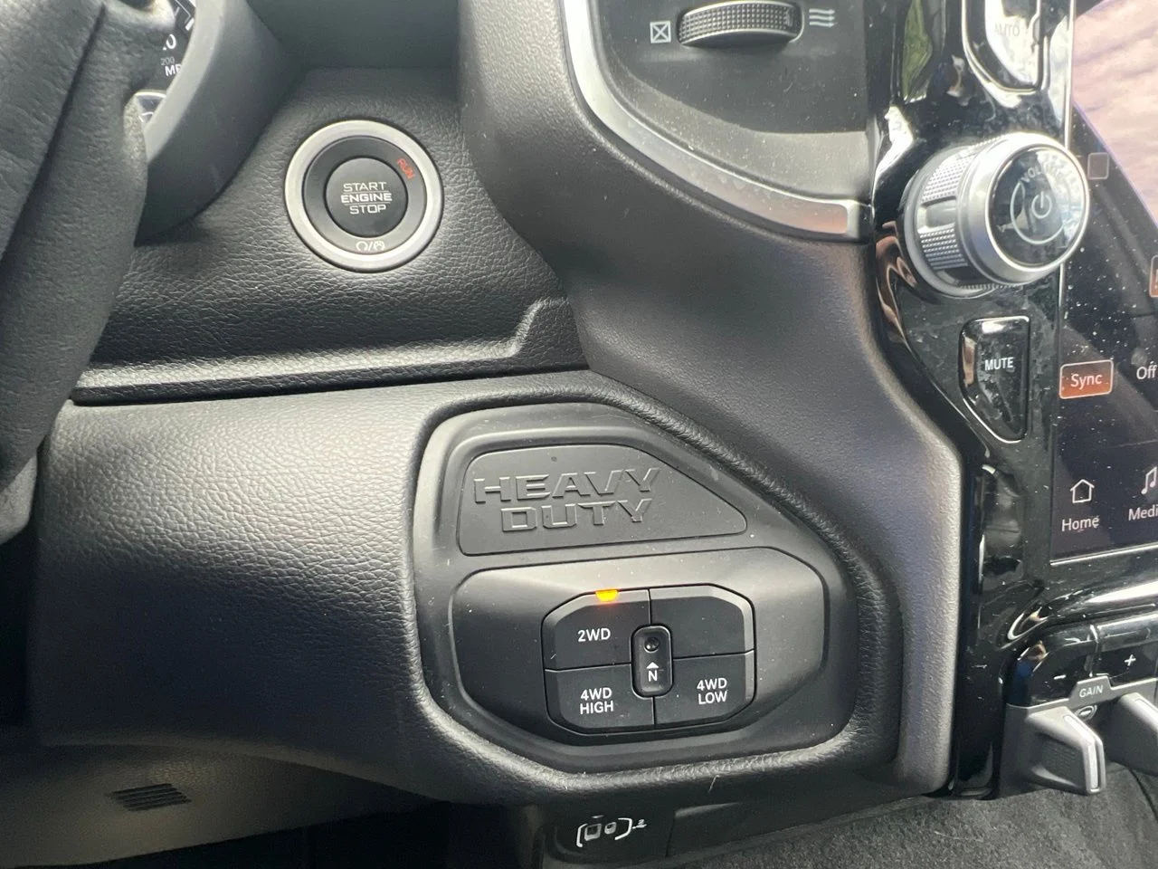 Used 2025 Blue Ram Big Horn image 32