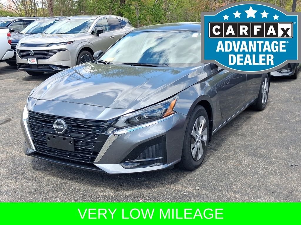 Used 2025 Gray Nissan 2.5 S image 5