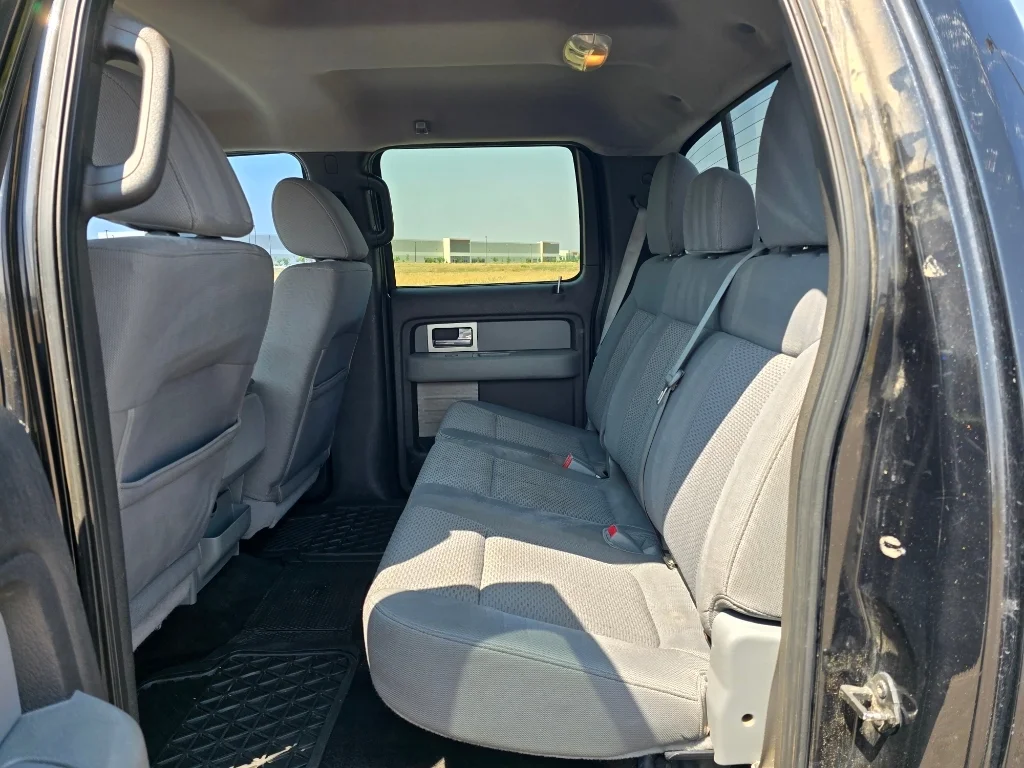 Used 2011 Tuxedo Black Metallic Ford XLT image 15