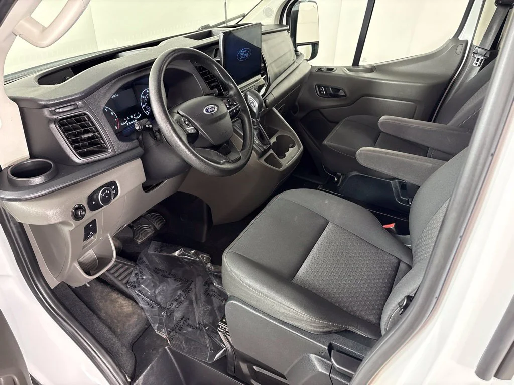 Used 2023 White Ford XLT image 26