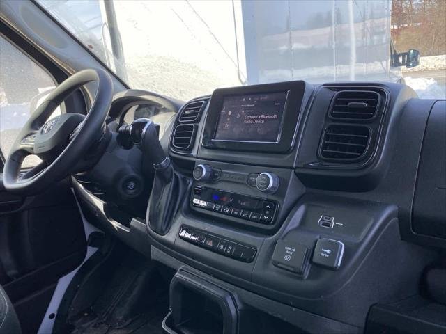 Used 2023 Bright White Clearcoat RAM  image 9