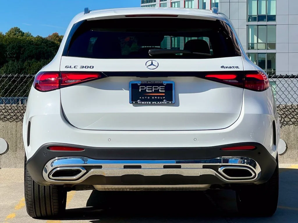 Certified Used 2026 White Mercedes-Benz GLC 300 image 6