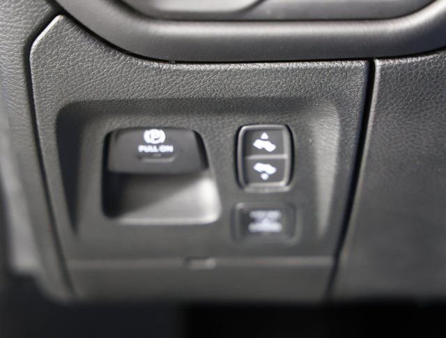 2026 RAM 1500 Limited - Photo 28