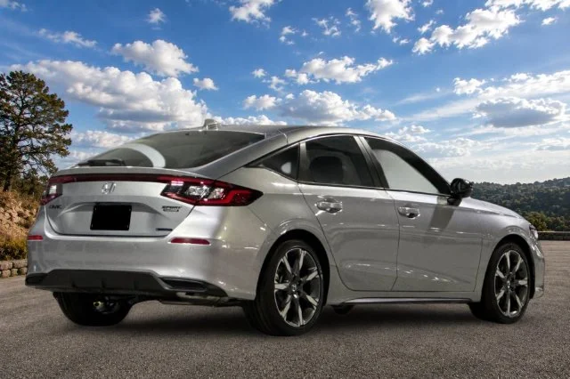 New 2026 Solar Silver Metallic Honda Sport Touring image 4