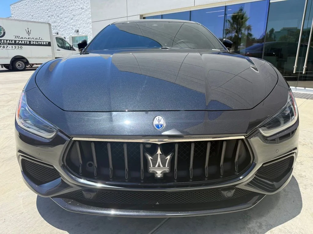 Certified Used 2023 Nero Ribelle Metallic Maserati Modena image 8