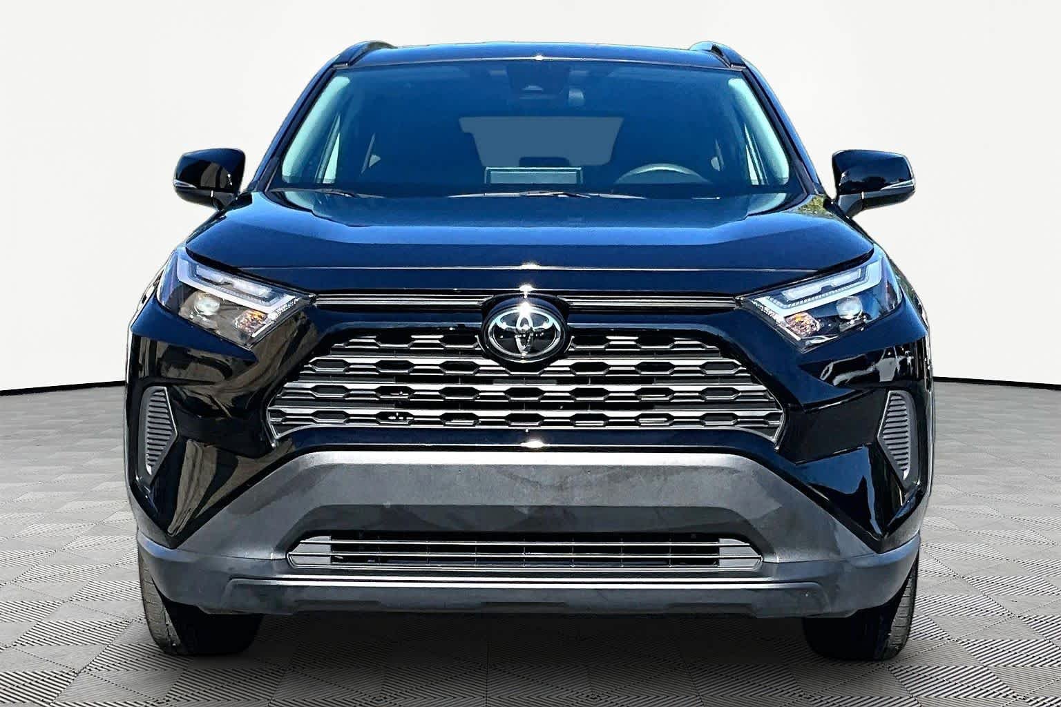 Used 2024 Midnight Black Metallic Toyota XLE image 4