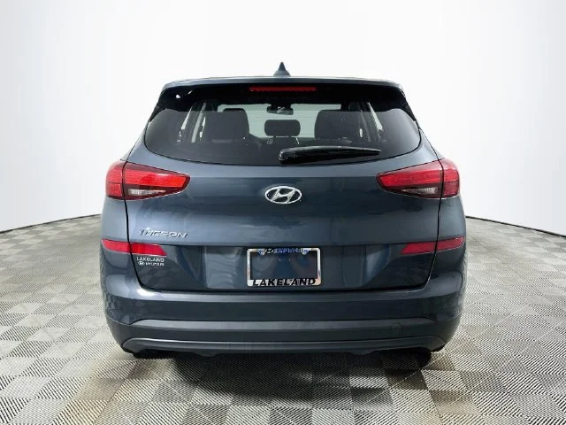 Used 2021 Blue Hyundai SE image 4