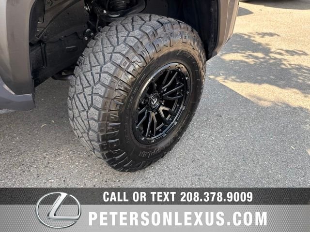 Used 2025  Toyota SR5 image 11