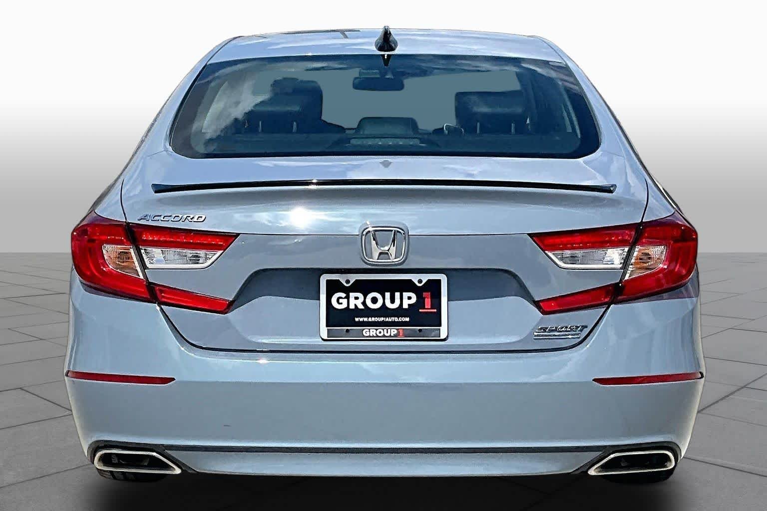 Used 2022 Sonic Gray Pearl Honda Sport SE image 5