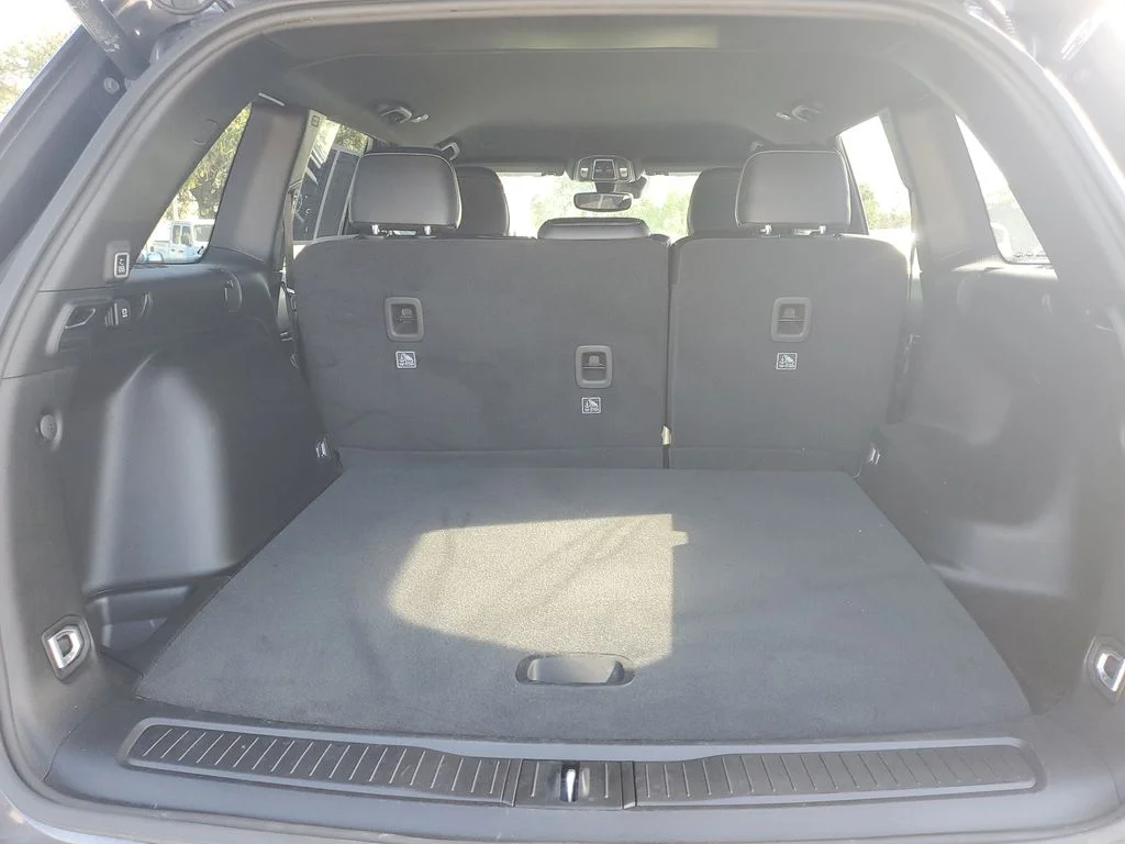 Used 2023 Gray Jeep Altitude X image 7