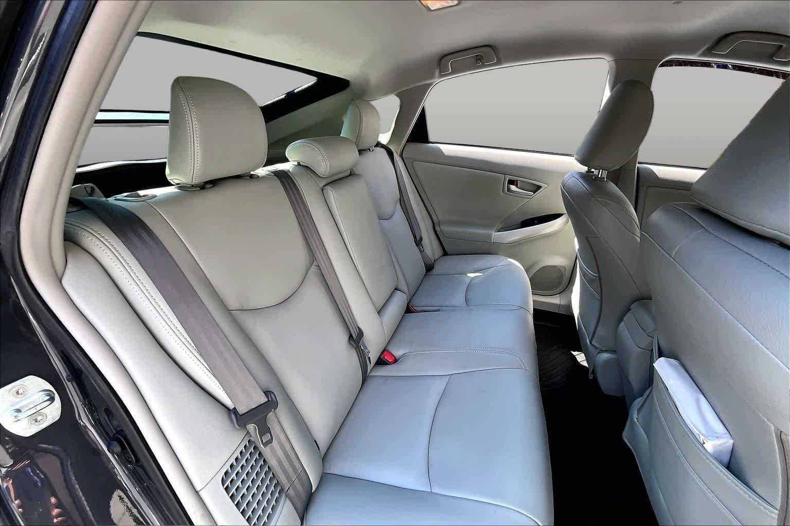 Used 2013 Winter Gray Metallic Toyota Two image 20