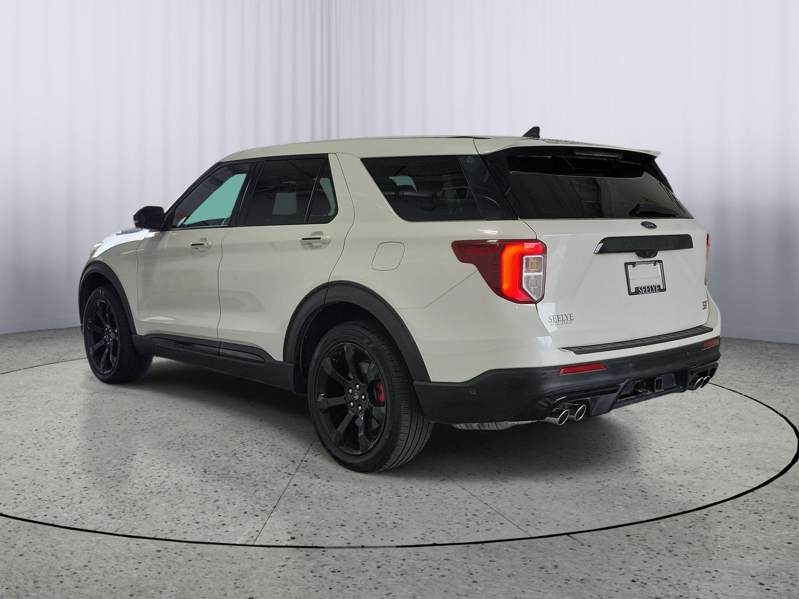 Used 2022 White Ford ST image 3