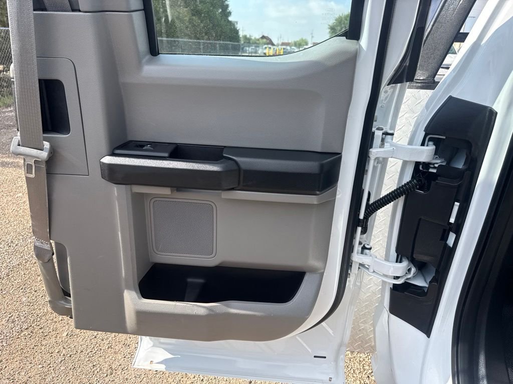 Used 2019 Oxford White Ford XL image 35