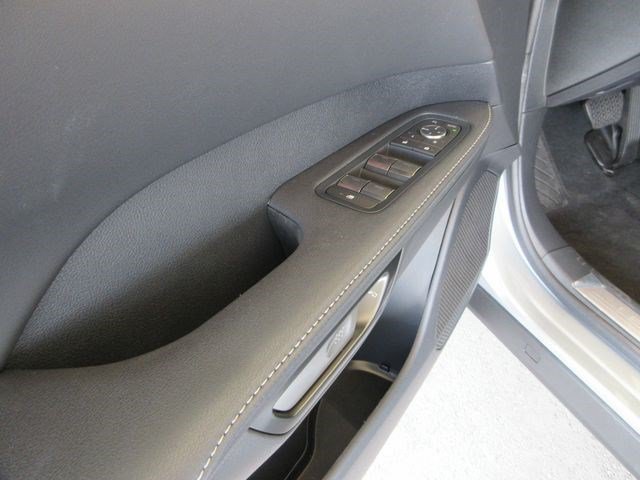 New 2026 Iridium Lexus PREMIUM PLUS image 27
