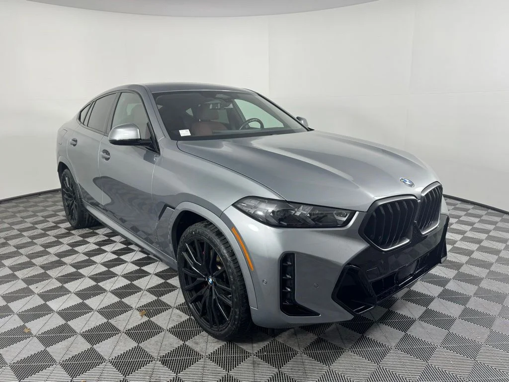 Certified Used 2024 Gray BMW xDrive40i image 6