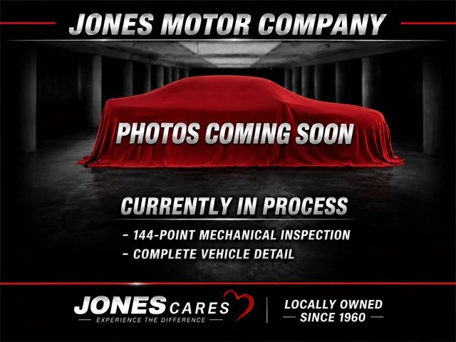 Used 2016 SUMMIT WHITE GMC Denali image 1