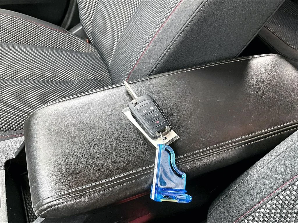 Used 2017 Black Chevrolet LT image 35