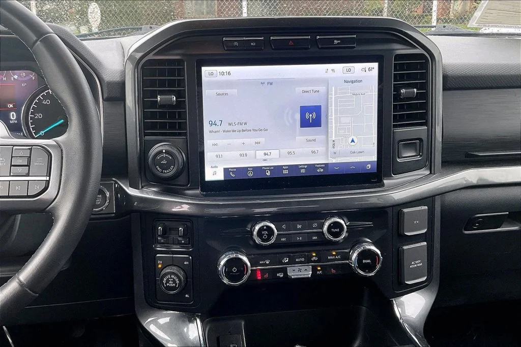 Used 2023 Silver Ford XLT image 5