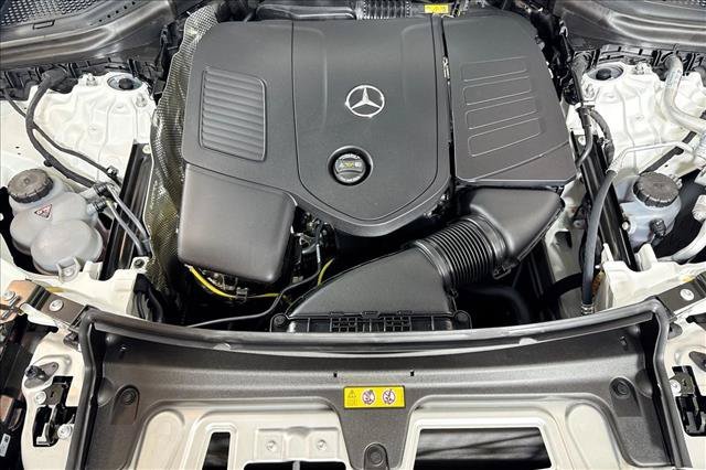 New 2026 Polar White Mercedes-Benz GLC 300 image 58