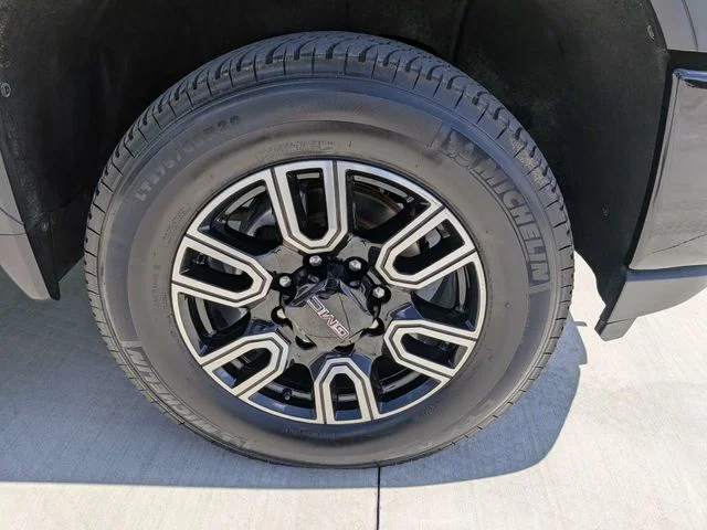 Used 2023 Black GMC AT4 image 10
