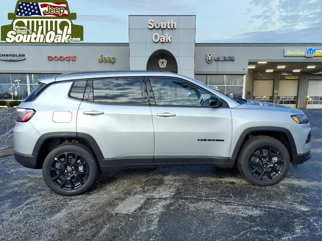 New 2026 Silver Zynith Metallic Clear-Coat Exterior Paint Jeep Latitude image 2
