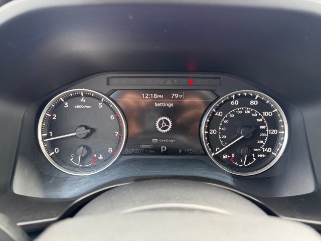 Used 2022  Mitsubishi ES image 14